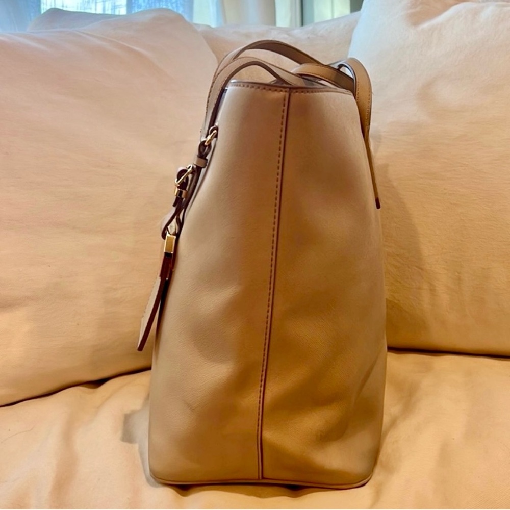 Marc Jacobs Sidekick Tan Luggage Tag 2019SS Plain Gold Leather Logo Purse Tote - Picture 9 of 14